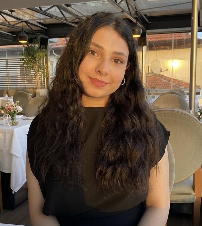 Meyra Özer